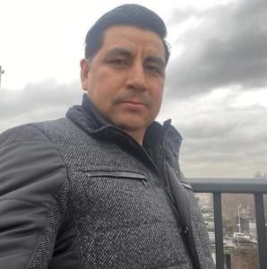 Meet your Posher, Julio